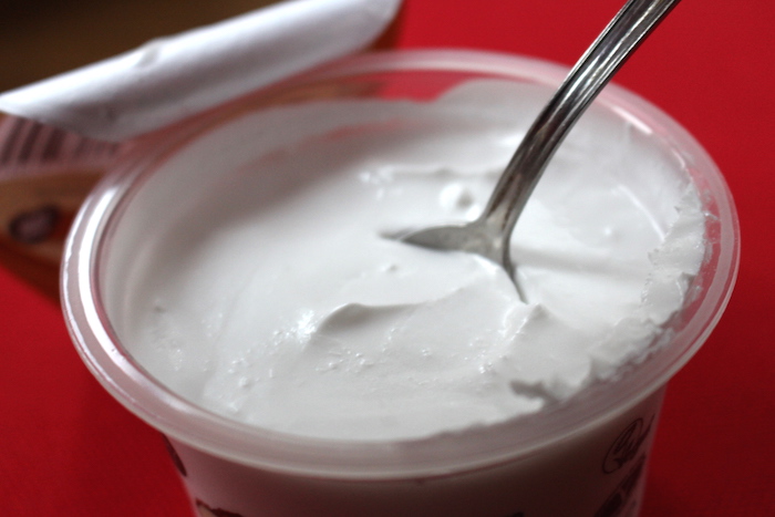 Dégustation du yaourt de coco Coyo